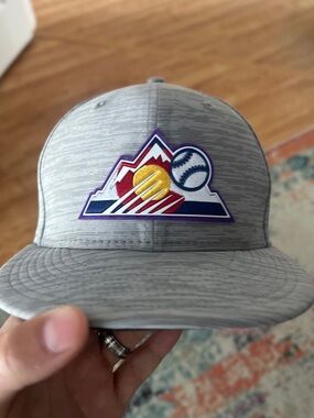 Colorado Rockies New Era Gray 2023 Clubhouse 59FIFTY Fitted Hat (7 1/8)